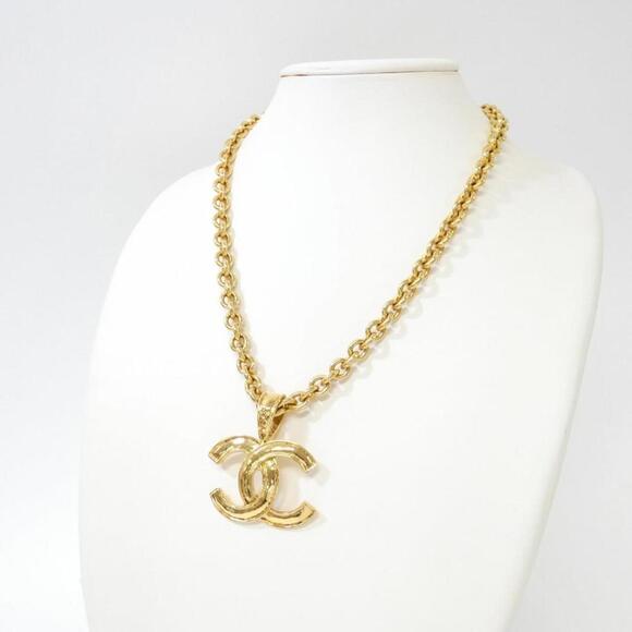 CHANEL Gold Necklace - Picture 5 of 5